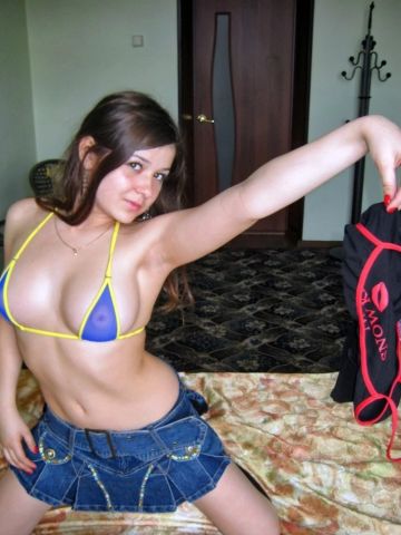 Роксана Фитнес Брюнетка